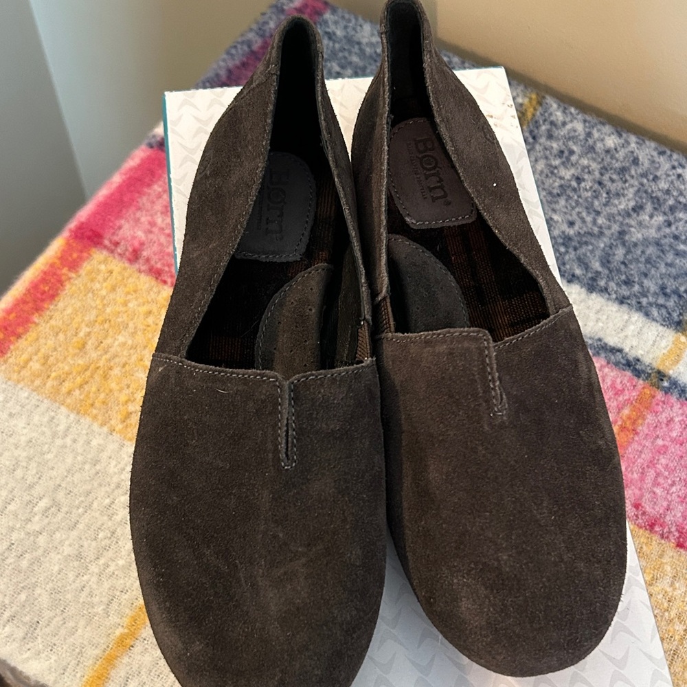Born slip on suede gray 9
